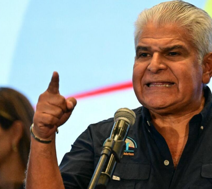 El presidente de Panamá discutirá personalmente con Trump el tema Canal